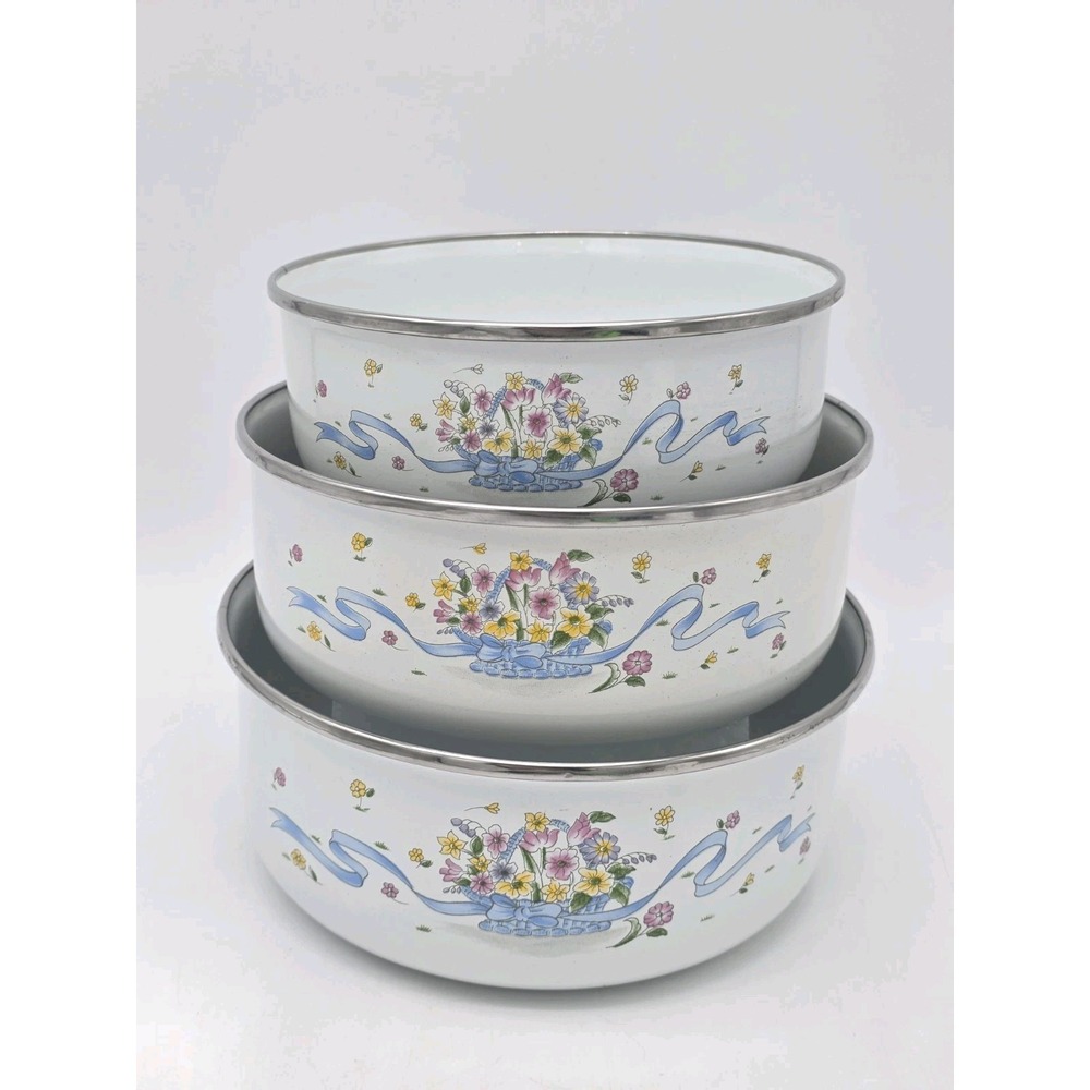 Vintage Enamel Floral Nesting Bowls 1980s Cottage Core Blue Ribbon Set Of 3